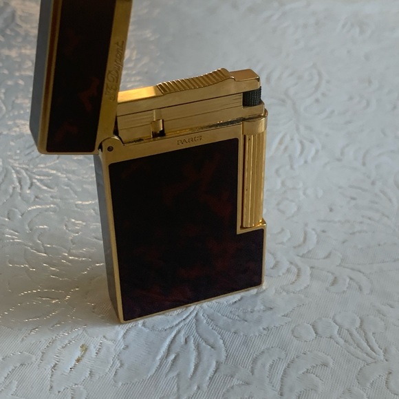 St. Dupont classic roll lighter.                        Rare find. Vintage. - Picture 5 of 7